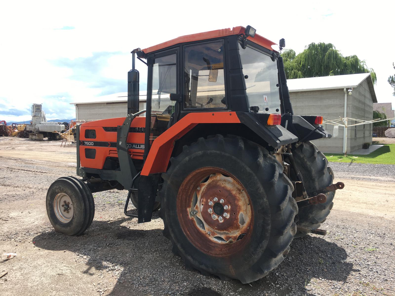 ./imagenes/INVOICE/2019/15399/TRACTOR AGCO_7600 (27).JPG